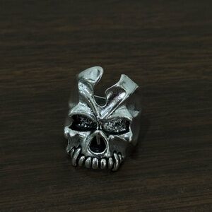 Silver Skull Ring